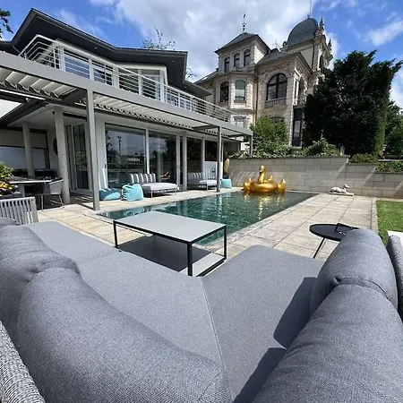 Beheizbarer Pool - Zentral & Modern Mit Elbzugang! *