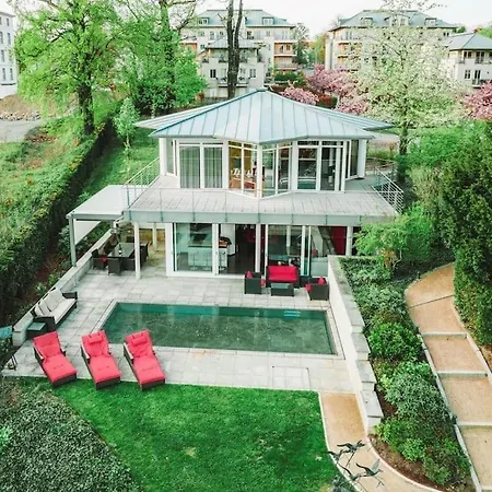 Beheizbarer Pool - Zentral & Modern Mit Elbzugang! Casa de Férias Dresden