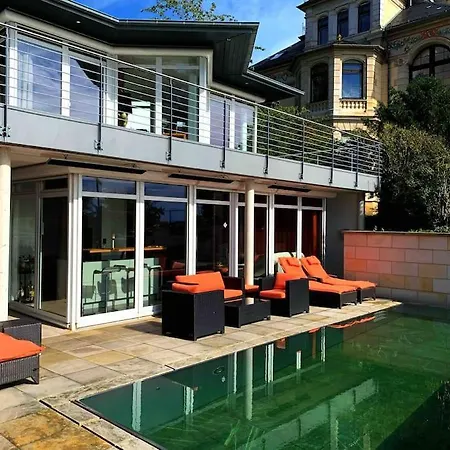 Beheizbarer Pool - Zentral & Modern Mit Elbzugang! Nyaraló *