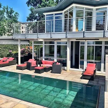 Beheizbarer Pool - Zentral & Modern Mit Elbzugang! Holiday home Dresden